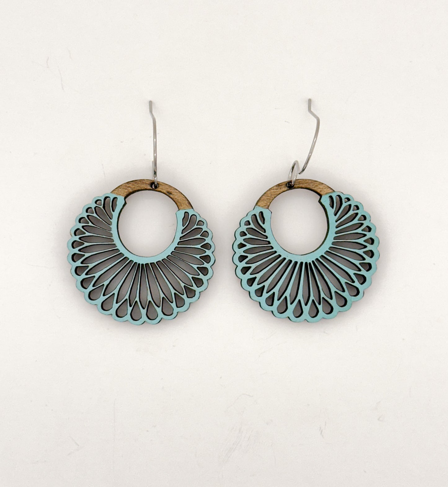 Ornate Fanned Out Cutout Geometric Earrings