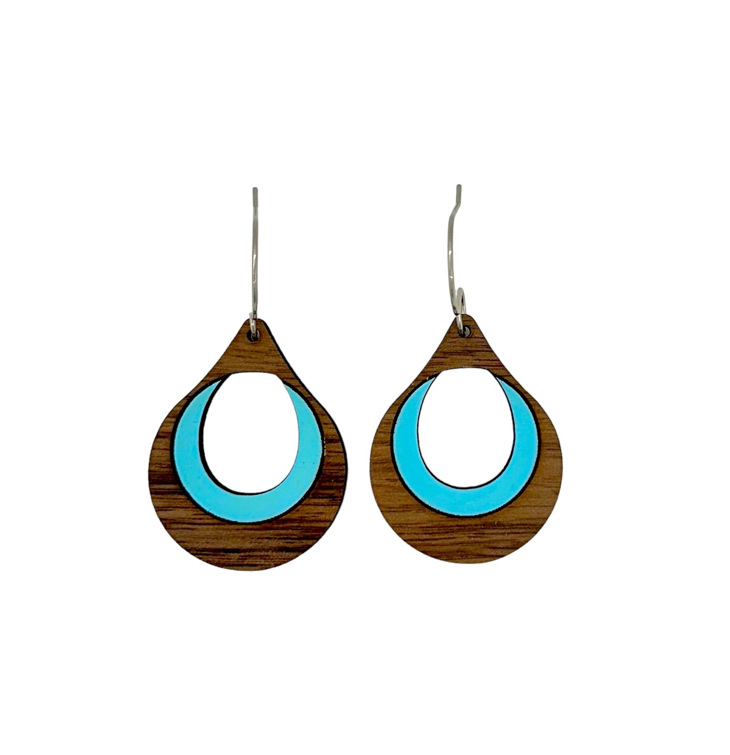 Teardrop dangle earrings