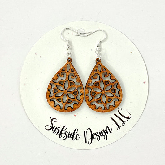 Geometric Cut out Teardrop Earrings